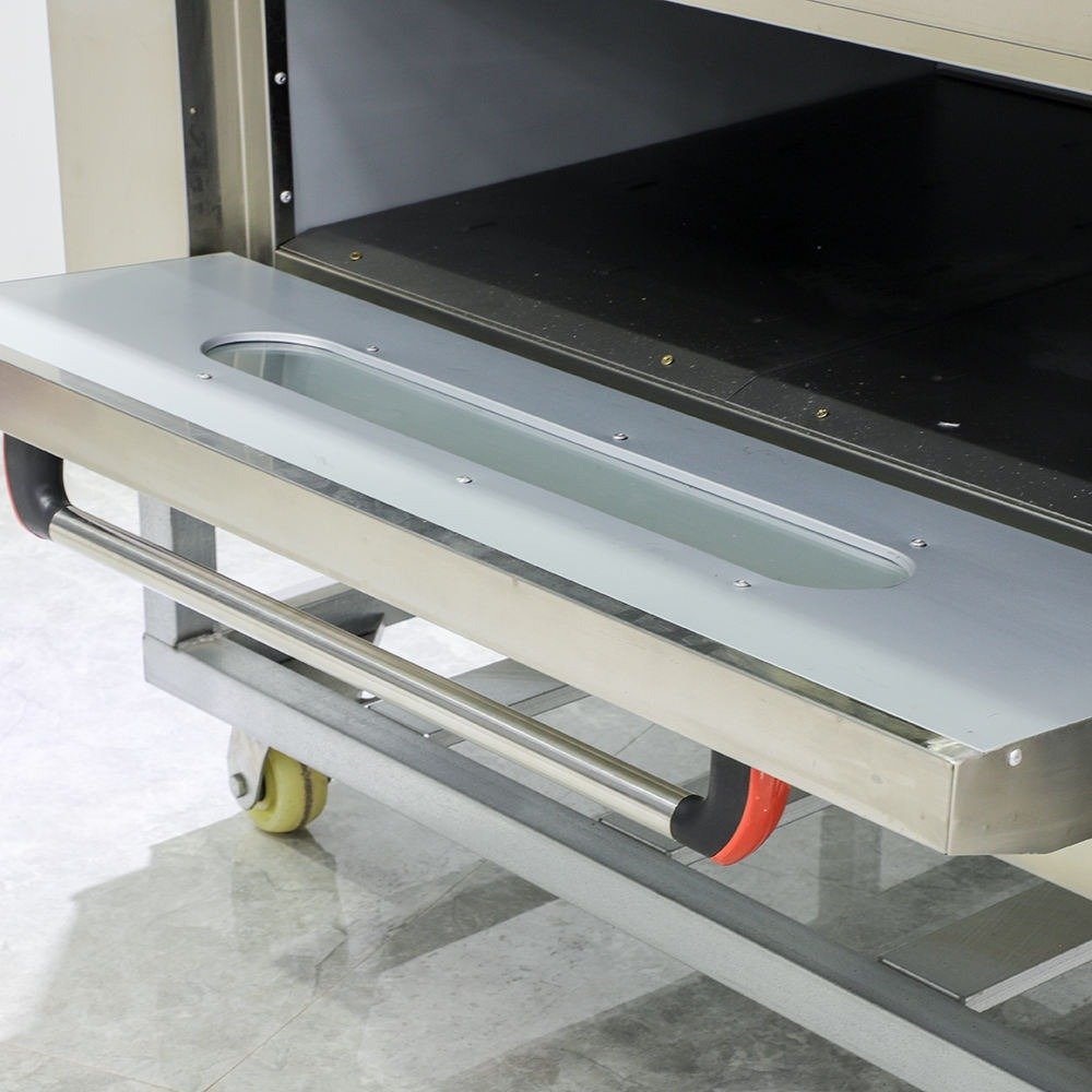 Lower deck tray detail of the EBO-24 electric baking oven